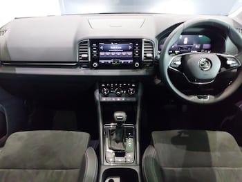Used Skoda Karoq 2023 for sale - 76335976: Photo 2