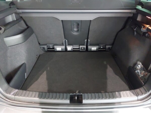 Used Skoda Karoq 2023 for sale - 76335976: Photo 8