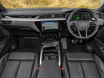 Used Audi Q8 2023 for sale - 79782599: Photo