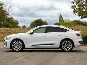 Used Audi Q8 2023 for sale - 79782599: Photo