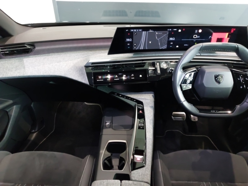 Used Peugeot 3008 2025 for sale - 76384130: Photo 2