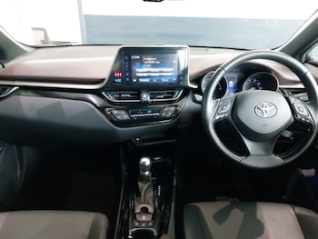 Used Toyota C-HR 2019 for sale - 75946519: Photo