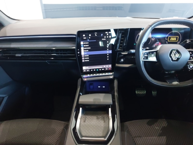 Used Renault Austral 2024 for sale - 76893720: Photo 2