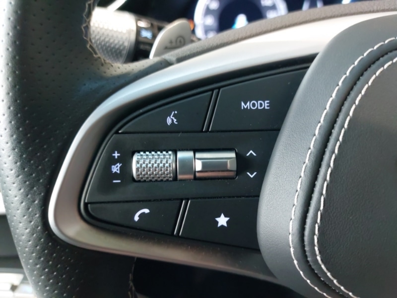 Used Genesis GV70 2023 for sale - 76408158: Photo 14