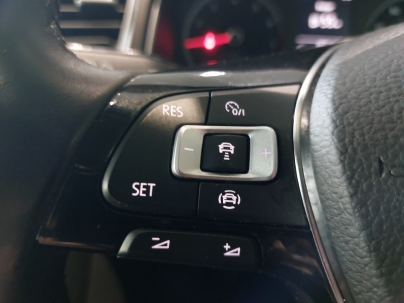 Used Volkswagen T-Roc 2018 for sale - 76614065: Photo 14