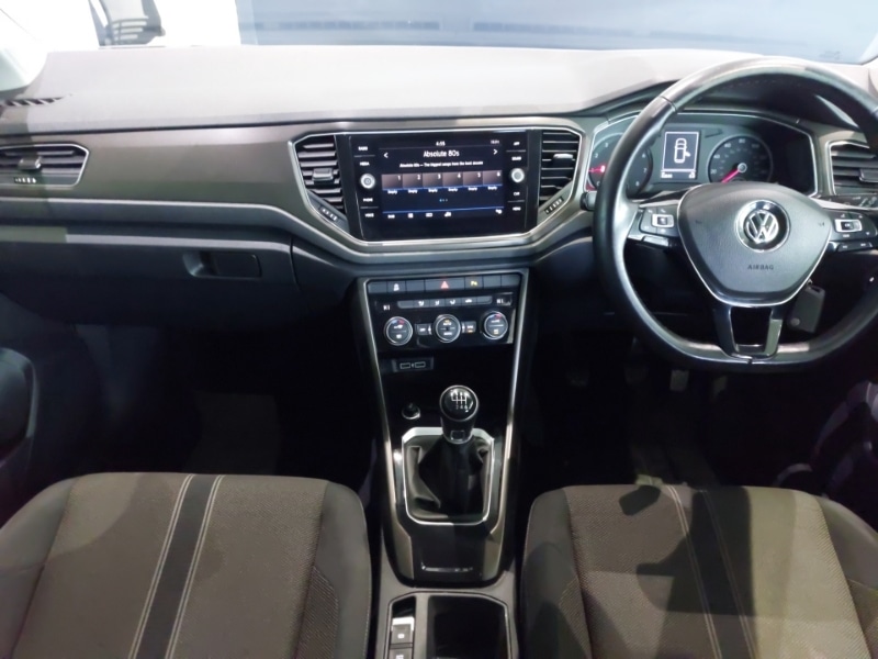 Used Volkswagen T-Roc 2018 for sale - 76614065: Photo 2