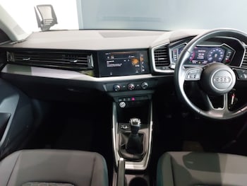 Used Audi A1 2019 for sale - 76150907: Photo 2