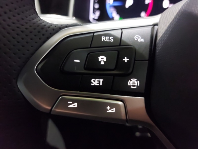 Used Volkswagen T-Roc 2025 for sale - 77119053: Photo 14