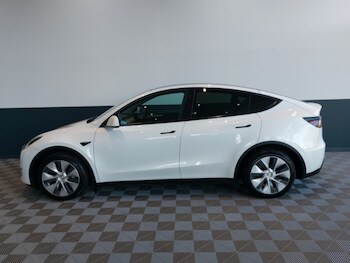 Used Tesla Model Y 2022 for sale - 77731762: Photo