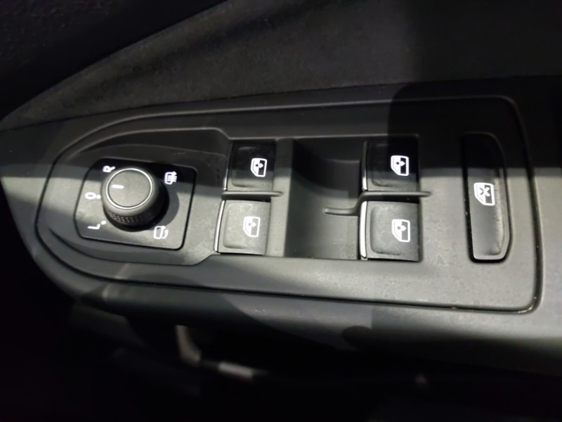 Used Volkswagen Golf 2024 for sale - 77615096: Photo 16