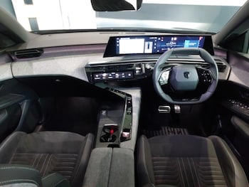 Used Peugeot 3008 2024 for sale - 78411321: Photo