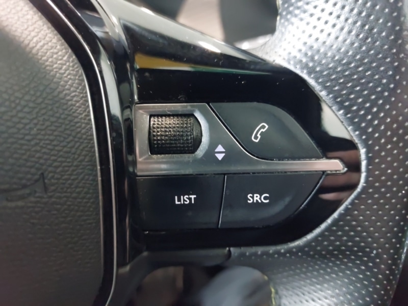 Used Peugeot 208 2022 for sale - 77988050: Photo 15