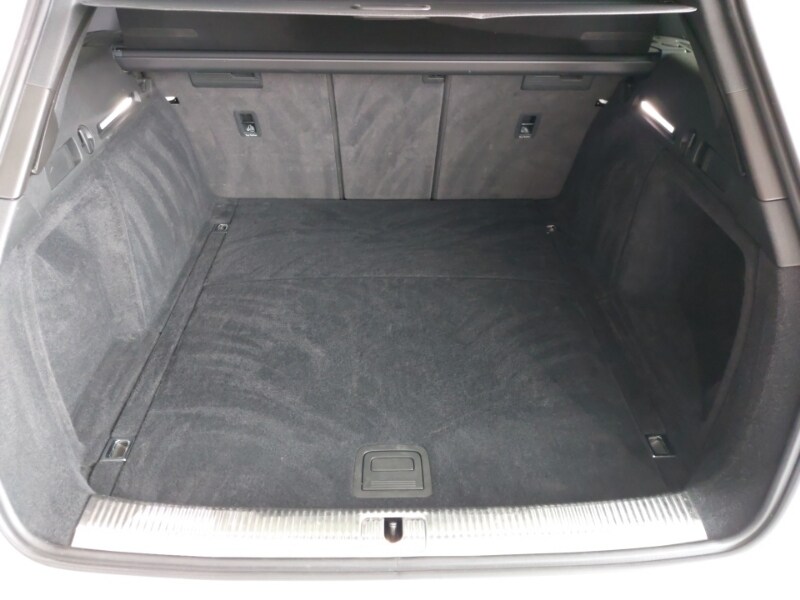 Used Audi A4 2022 for sale - 77761259: Photo 8