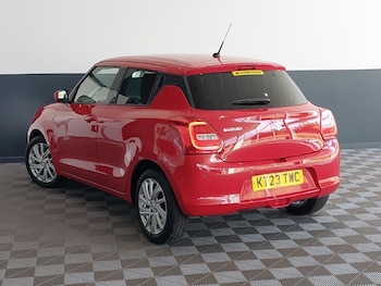 Used Suzuki Swift 2023 for sale - 79505978: Photo