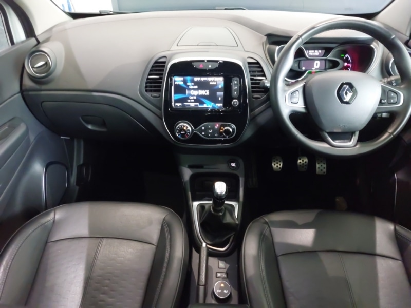 Used Renault Captur 2017 for sale - 77847322: Photo 2