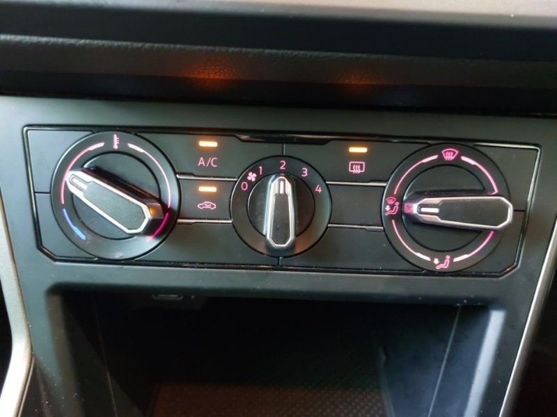 Used Volkswagen Polo 2018 for sale - 76354658: Photo 14
