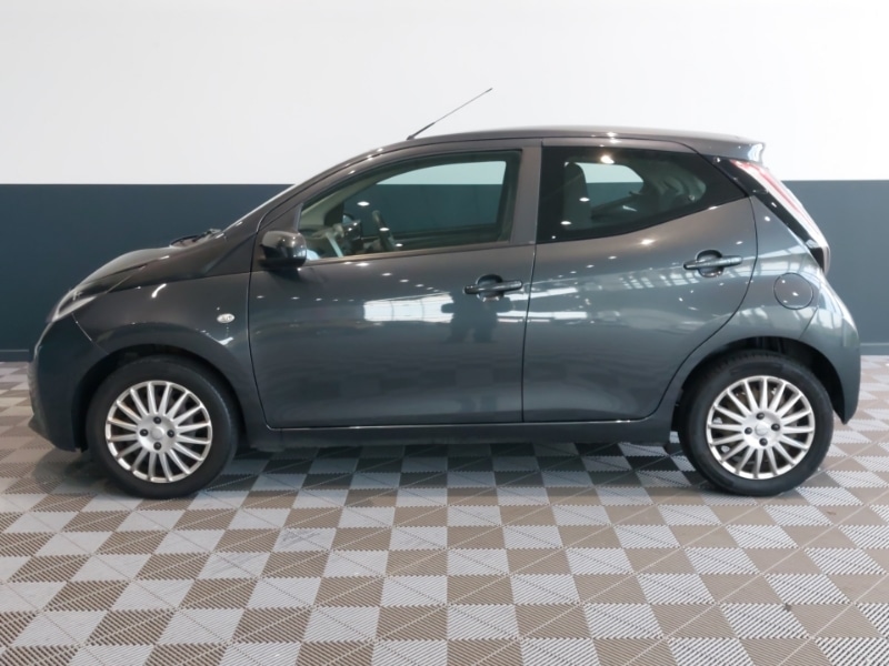 Used Toyota AYGO 2017 for sale - 77311827: Photo 4