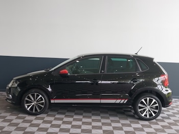 Used Volkswagen Polo 2017 for sale - 78563668: Photo