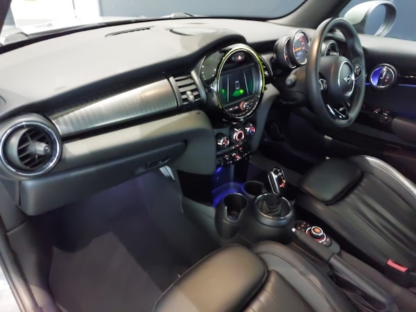 Used MINI Cooper 2019 for sale - 76321410: Photo 5