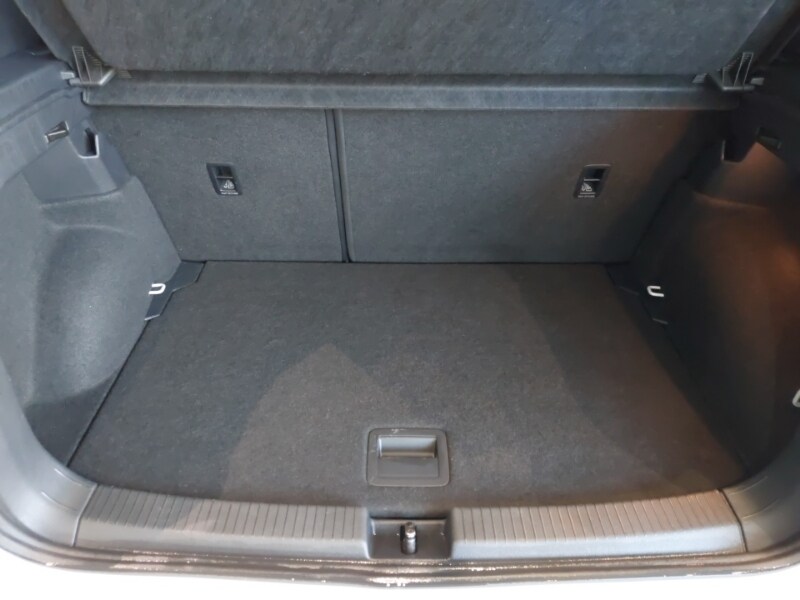 Used Volkswagen T-Cross 2023 for sale - 77908183: Photo 8