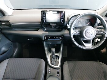 Used Toyota Yaris 2022 for sale - 78425322: Photo