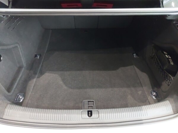 Used Audi A4 2020 for sale - 76294351: Photo 8