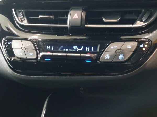 Used Toyota C-HR 2022 for sale - 76195639: Photo 18