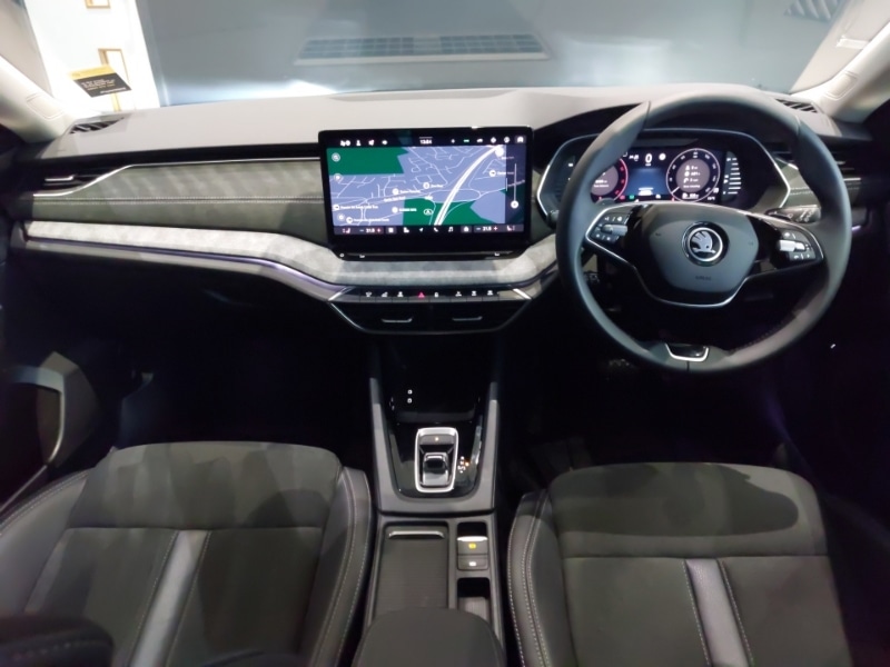 Used Skoda Octavia 2024 for sale - 77343254: Photo 2