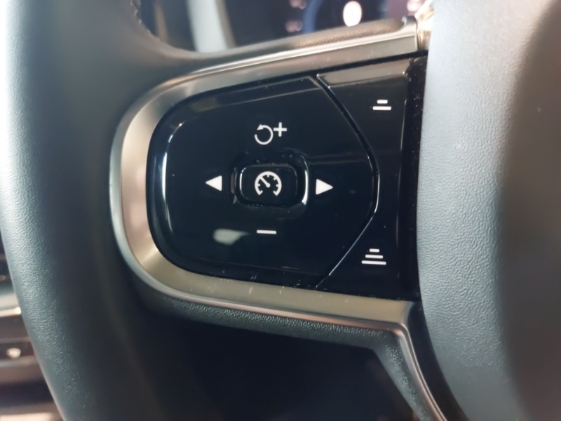 Used Volvo XC60 2023 for sale - 77073619: Photo 14