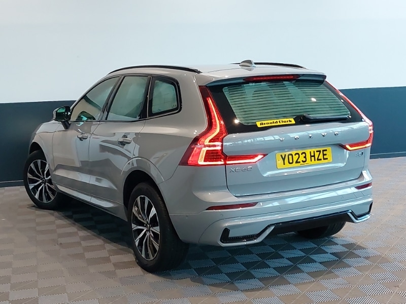 Used Volvo XC60 2023 for sale - 77073619: Photo 3