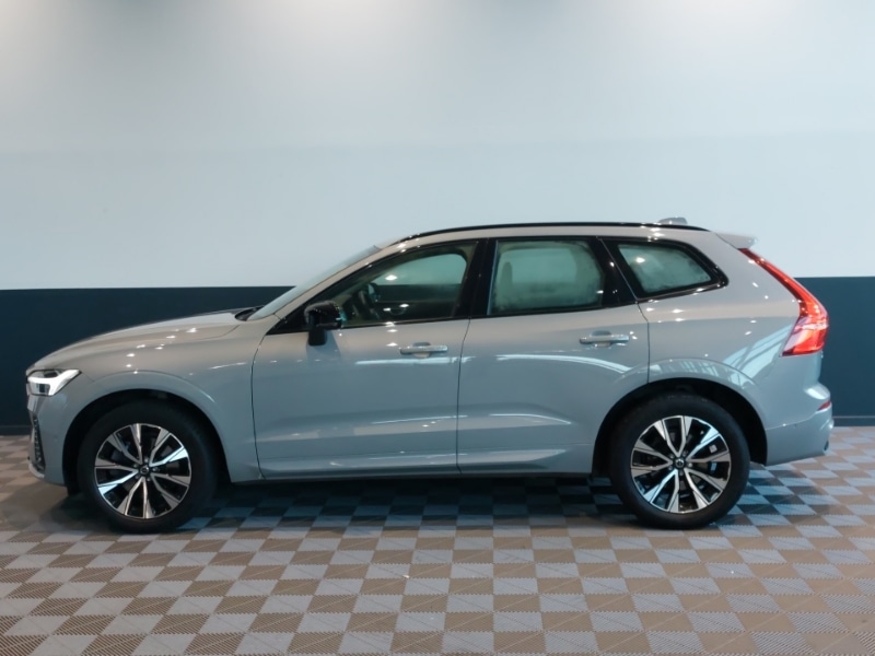 Used Volvo XC60 2023 for sale - 77073619: Photo 4