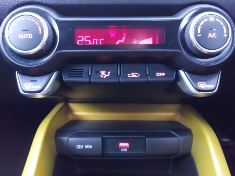 Used Kia Stonic 2023 for sale - 77366650: Photo 17