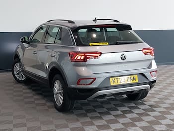Used Volkswagen T-Roc 2023 for sale - 79723899: Photo