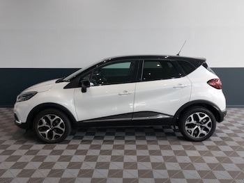Used Renault Captur 2017 for sale - 77898108: Photo