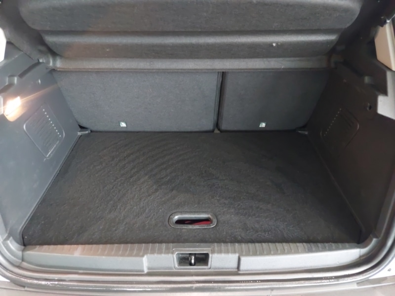 Used Renault Captur 2017 for sale - 77898108: Photo 8