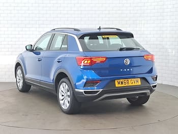 Used Volkswagen T-Roc 2018 for sale - 79689177: Photo