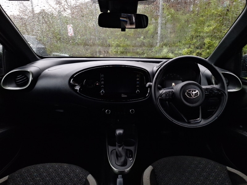 Used Toyota Aygo X 2022 for sale - 77289785: Photo 2