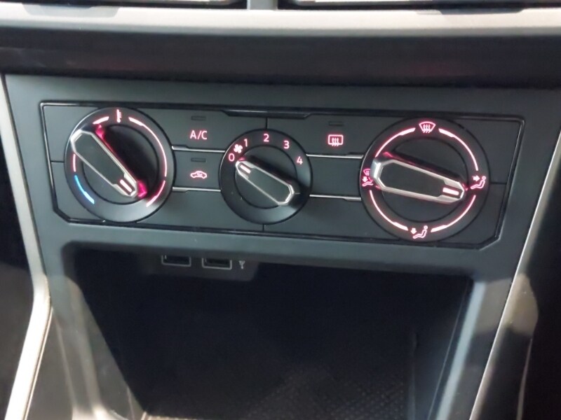 Used Volkswagen Polo 2018 for sale - 77433213: Photo 17