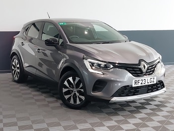 Used Renault Captur 2023 for sale - 79332768: Photo