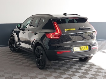 Used Volvo XC40 2025 for sale - 79573713: Photo