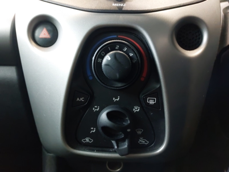 Used Toyota AYGO 2017 for sale - 77141632: Photo 16