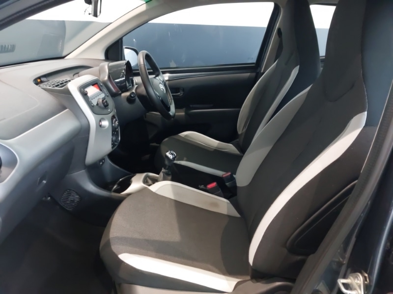 Used Toyota AYGO 2017 for sale - 77141632: Photo 5