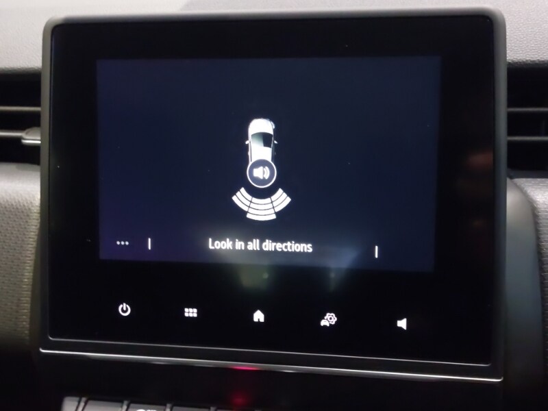 Used Renault Clio 2023 for sale - 77509115: Photo 11