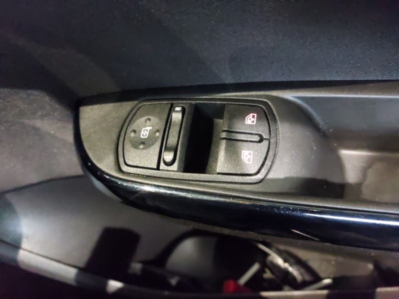 Used Vauxhall Corsa 2017 for sale - 77610761: Photo 19