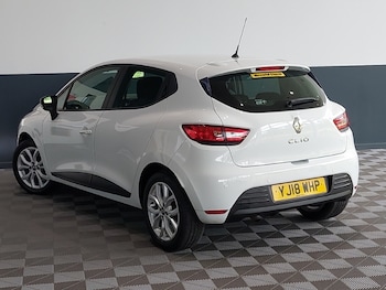 Used Renault Clio 2018 for sale - 79126470: Photo