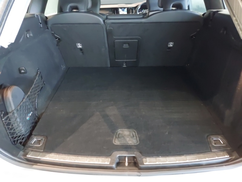 Used Volvo XC60 2023 for sale - 76880517: Photo 8