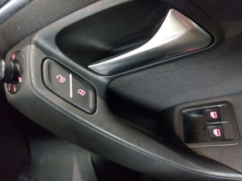 Used Volkswagen Polo 2016 for sale - 78023738: Photo 18