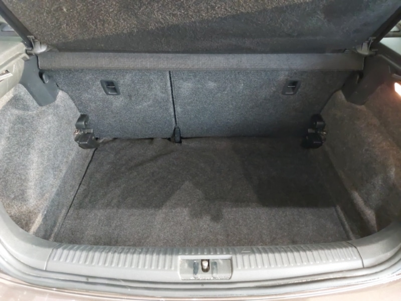 Used Volkswagen Polo 2016 for sale - 78023738: Photo 8