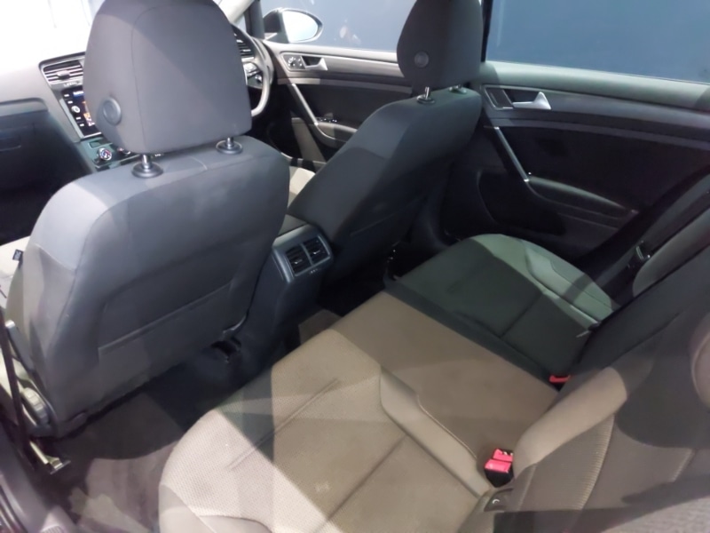 Used Volkswagen Golf 2019 for sale - 77682630: Photo 6