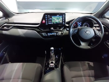 Used Toyota C-HR 2021 for sale - 77062449: Photo